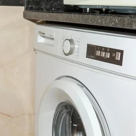 C01 - Trindade 3 Bed Flat In * Lagos