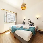 C01 - Trindade 3 Bed Flat In *