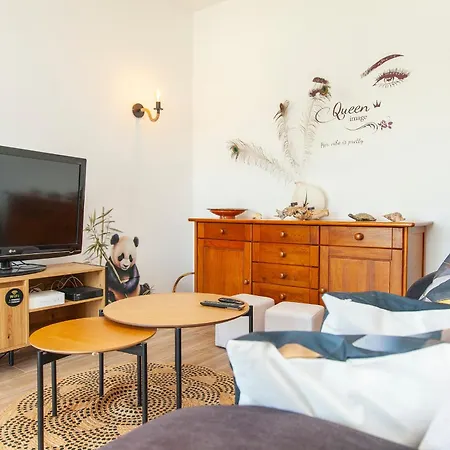 C01 - Trindade 3 Bed Flat In Lagos