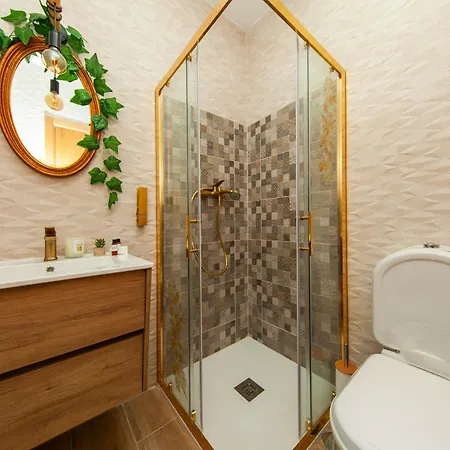 C01 - Trindade 3 Bed Flat In *