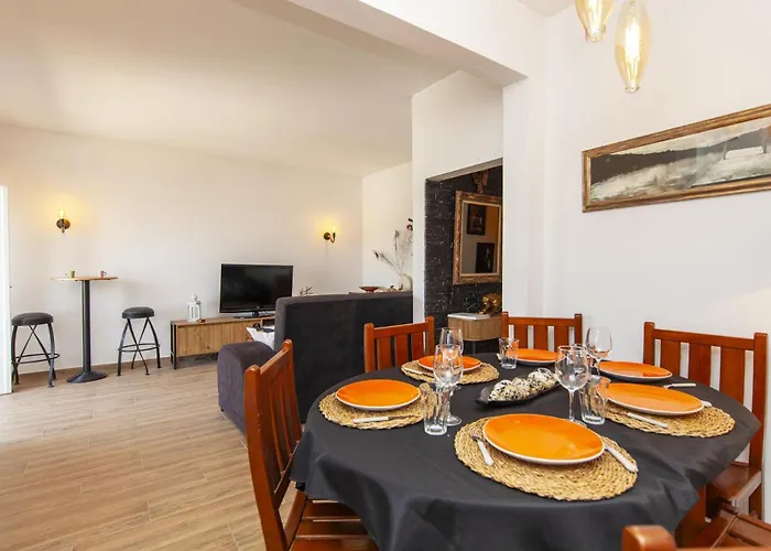 C01 - Trindade 3 Bed Flat In