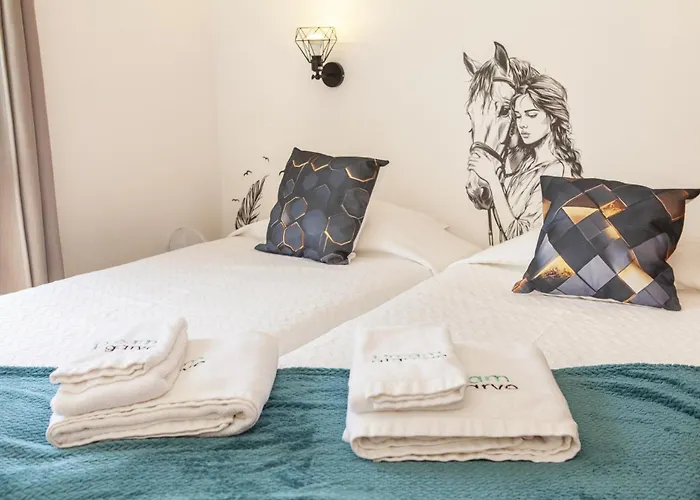 C01 - Trindade 3 Bed Flat In Lägenhet Lagos