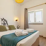 C01 - Trindade 3 Bed Flat In Apartament